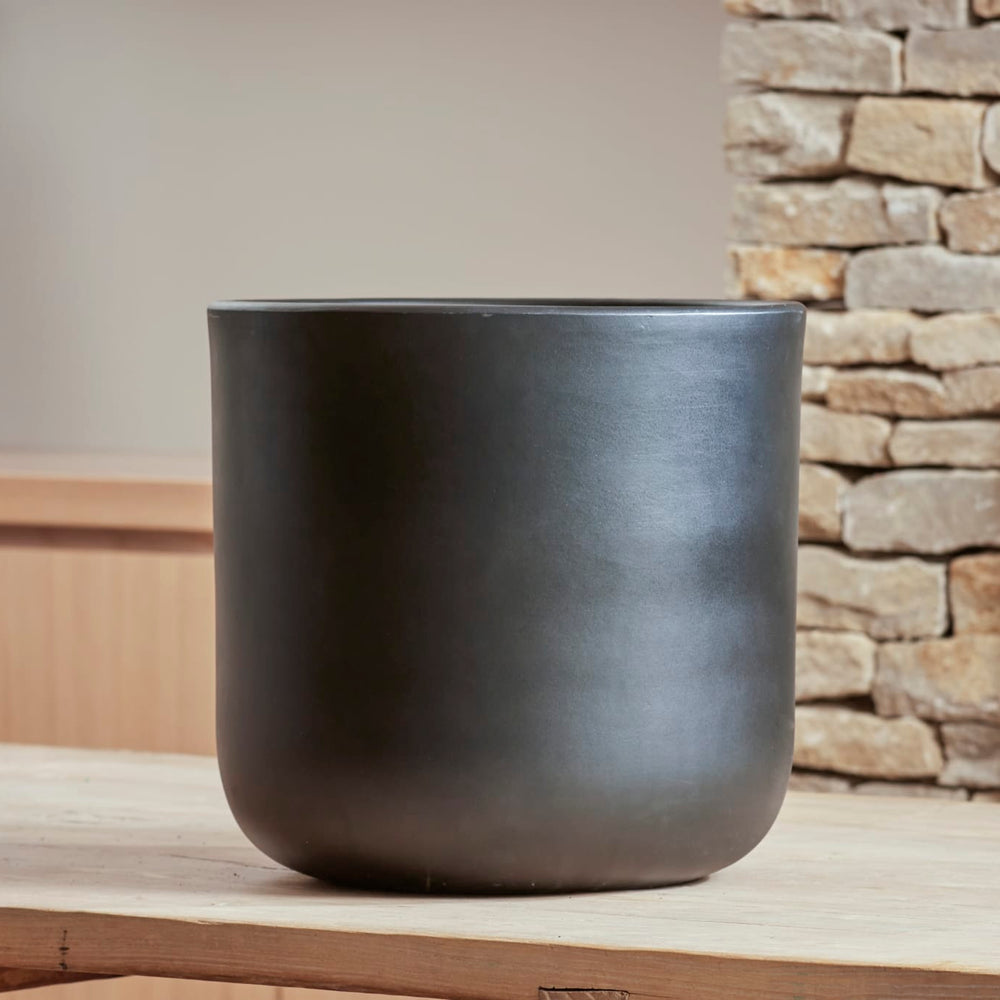 Capri Ceramic Plant Pot, Charcoal