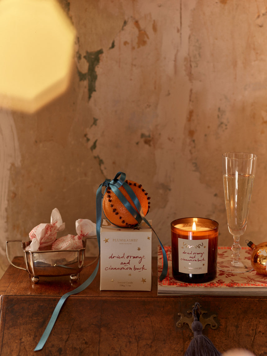 Plum & Ashby Dried Orange & Cinnamon Bark Scented Candle