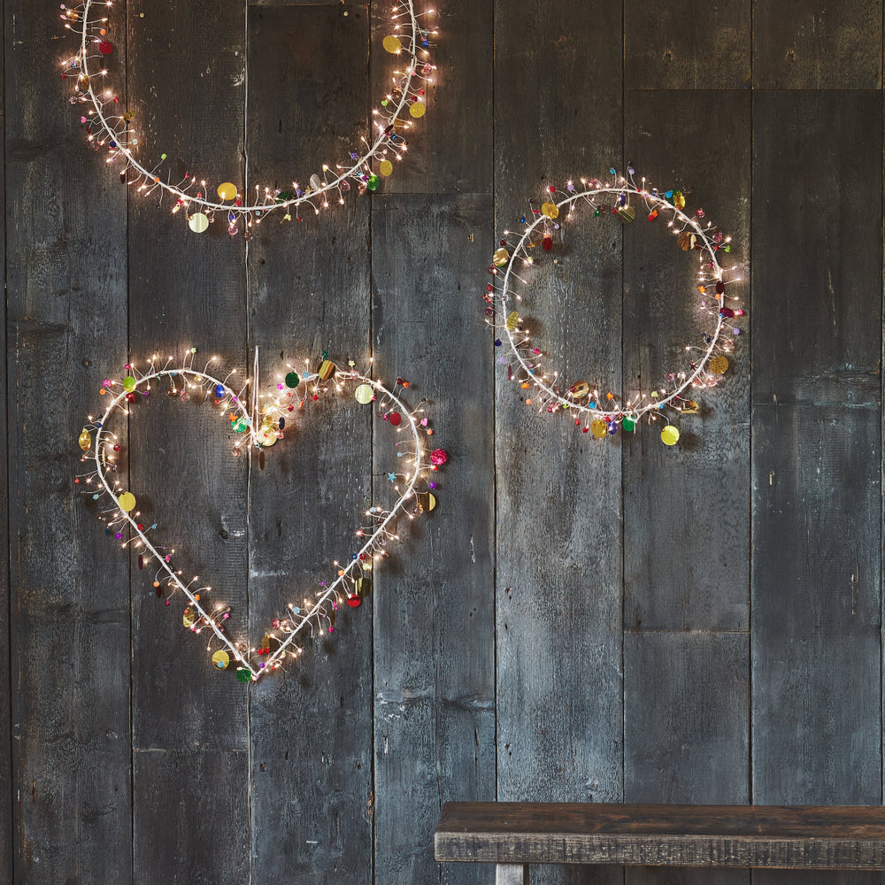 LED Folklore Wreath (40 CM)