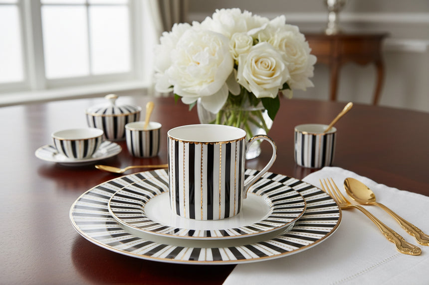 Maxwell & Williams Teas & C's Regency Mug, Black