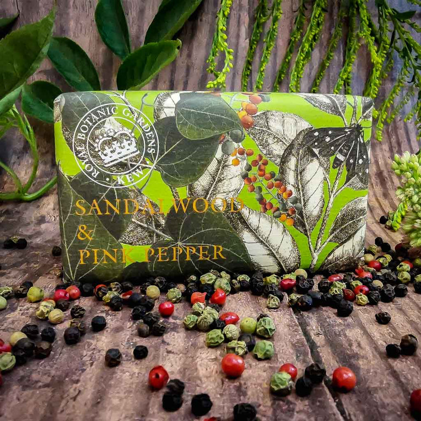 The English Soap Company Kew Gardens, Sandalwood And Pink Pepper Soap