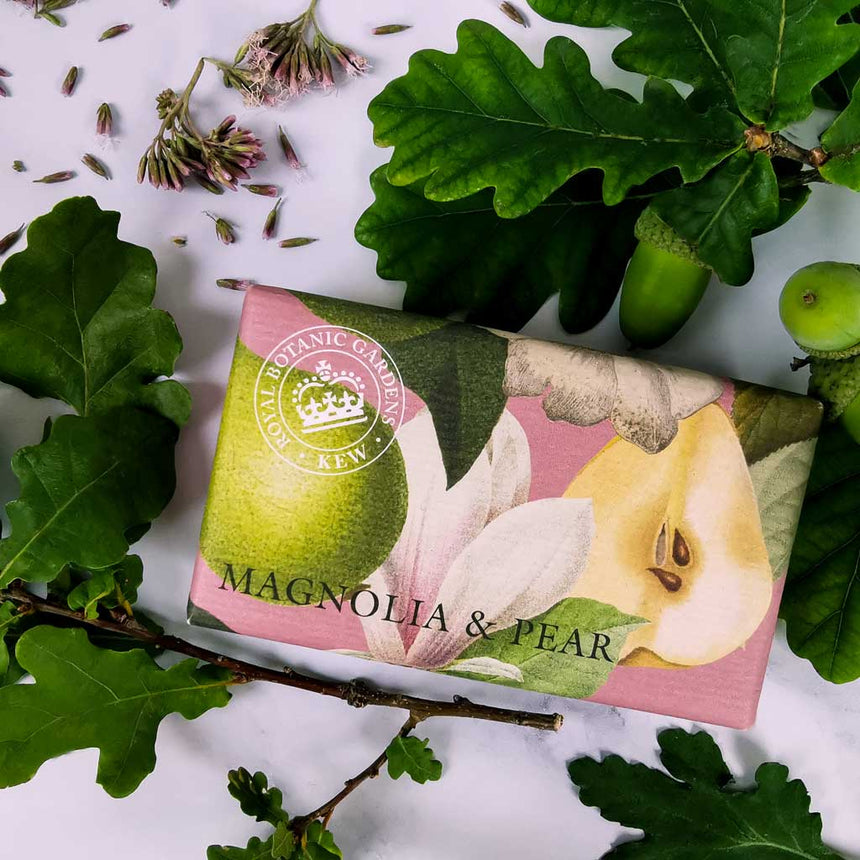 The English Soap Company Kew Gardens, Magnolia and Pear Soap