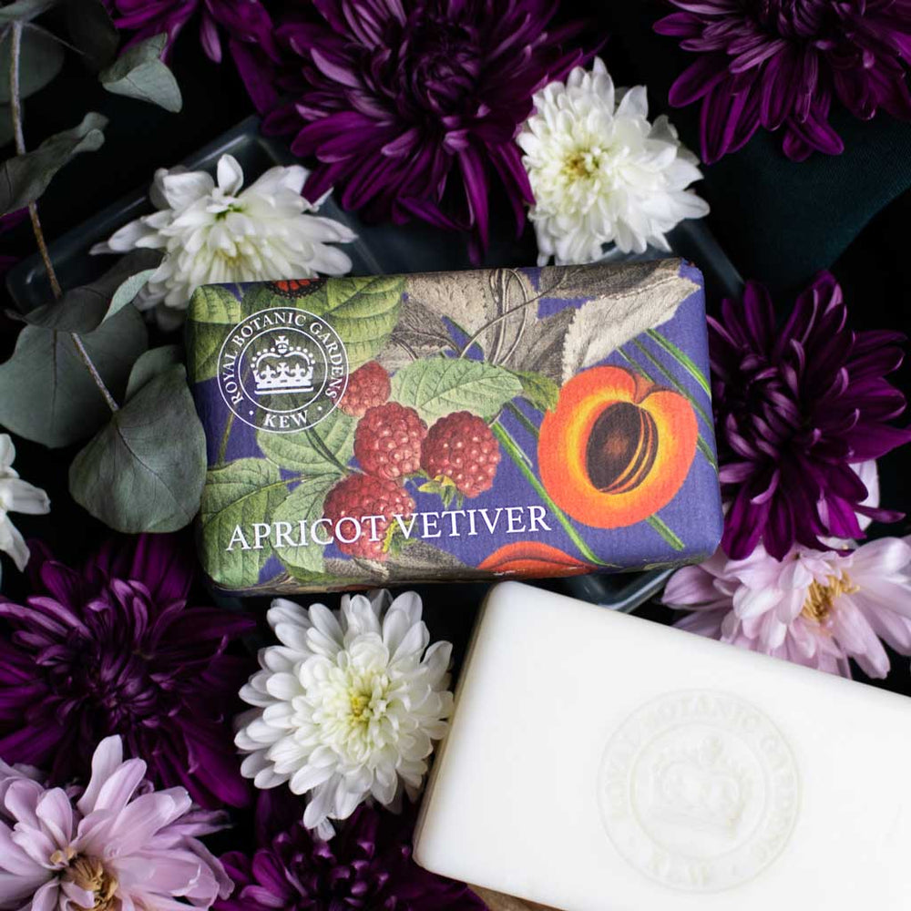The English Soap Company Kew Gardens, Apricot Vetiver Soap