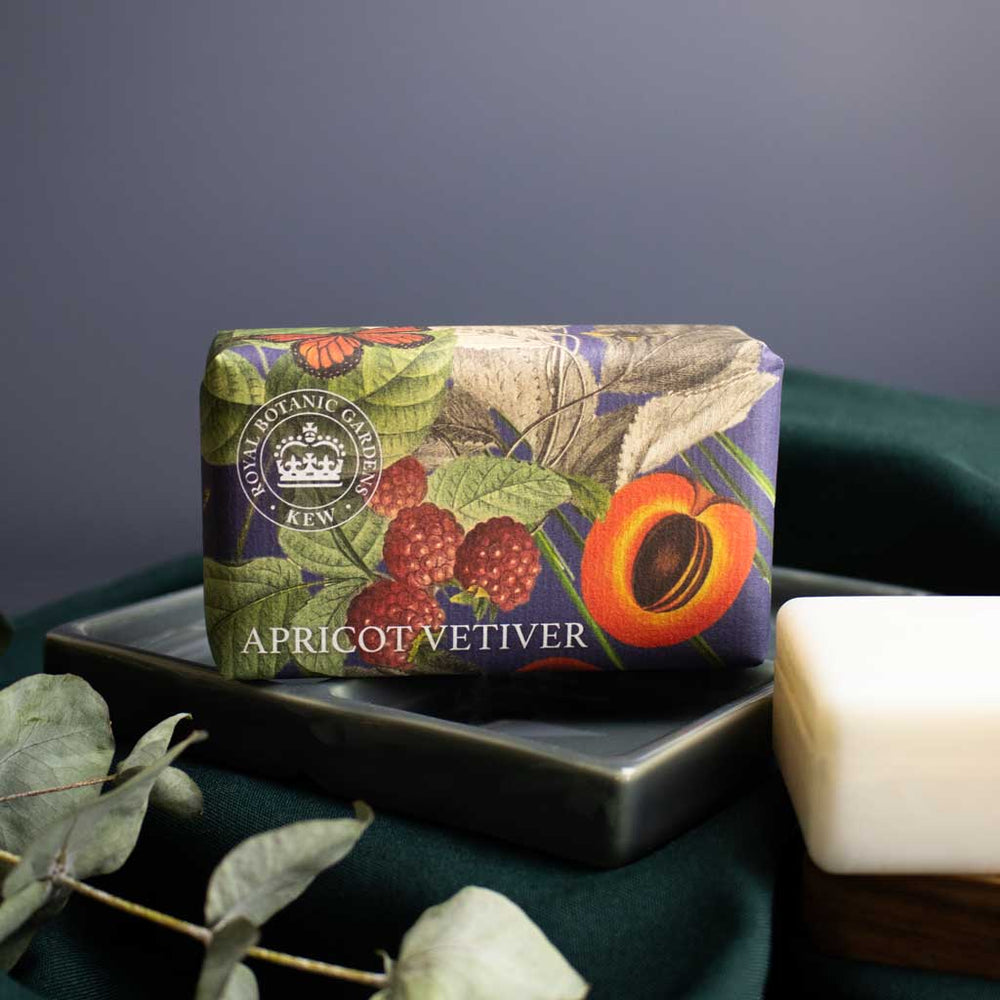 The English Soap Company Kew Gardens, Apricot Vetiver Soap