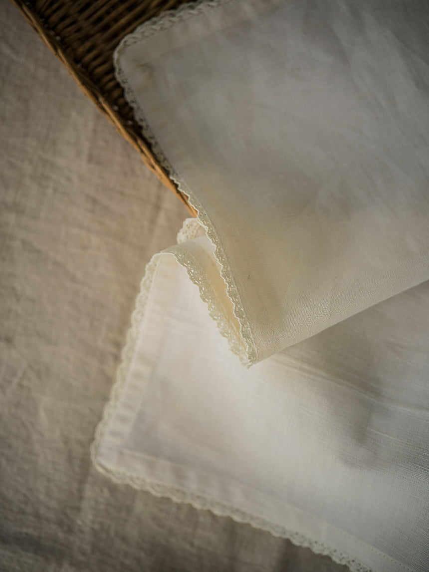 Morgan Wright Linen & Lace Napkin, White (Set of 4)