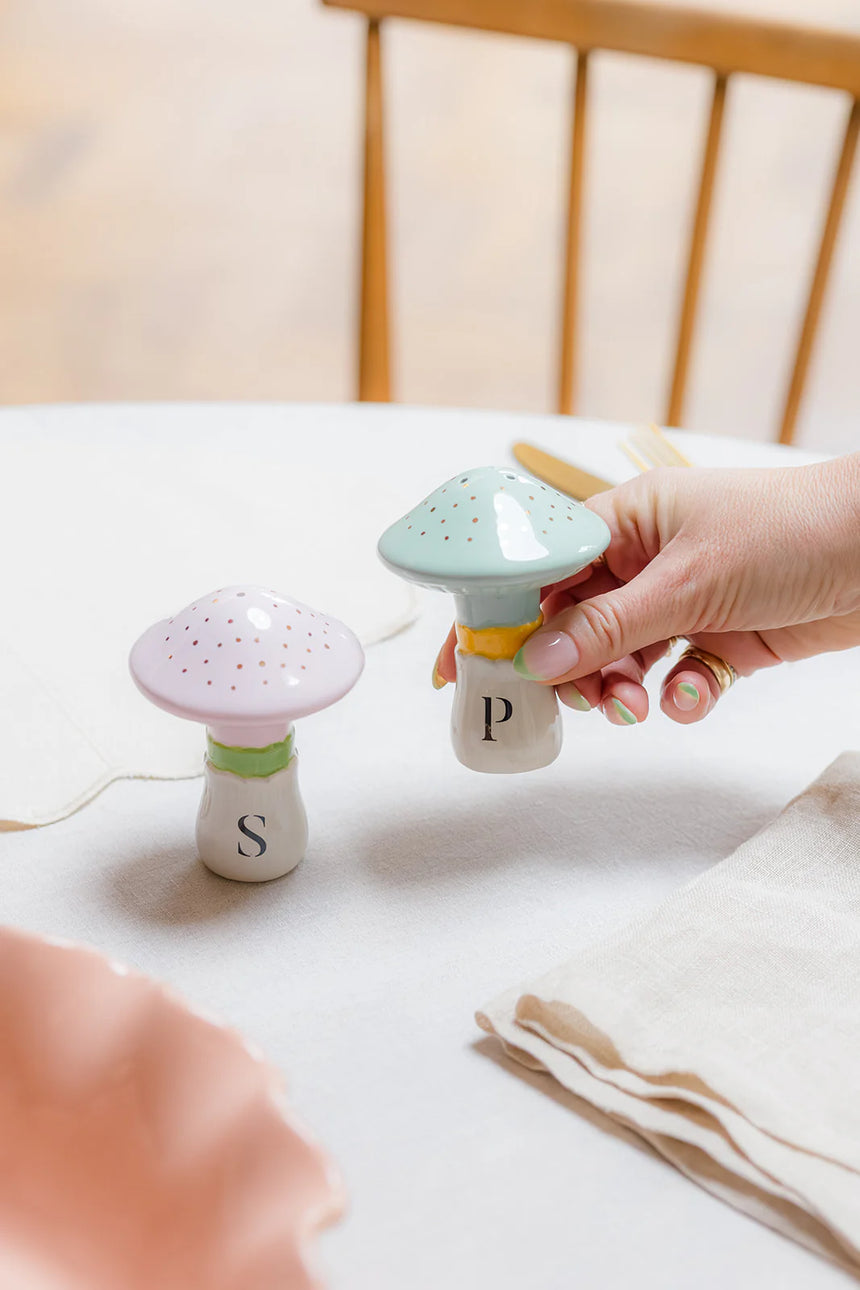 Yvonne Ellen Mushroom Salt & Pepper Shakers