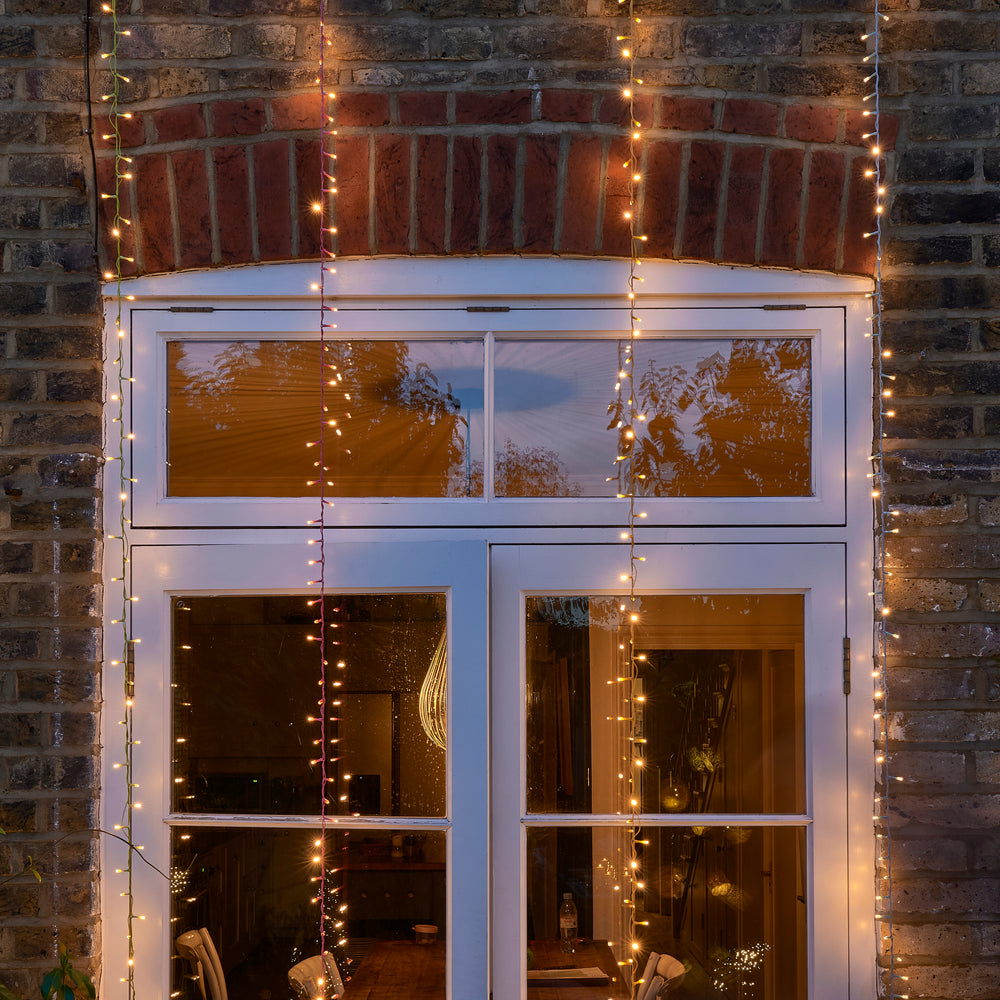 LED Pin Light, Yellow (Mains Powered)