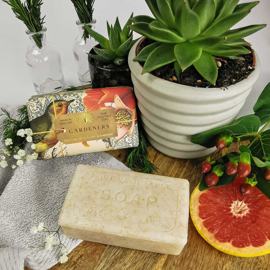 The English Soap Company Anniversary, Gardeners Exfoliating Soap