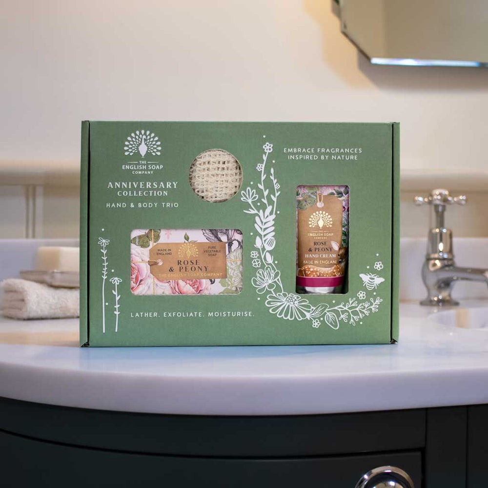 The English Soap Company Anniversary, Rose & Peony Soap & Hand Cream Gift Set
