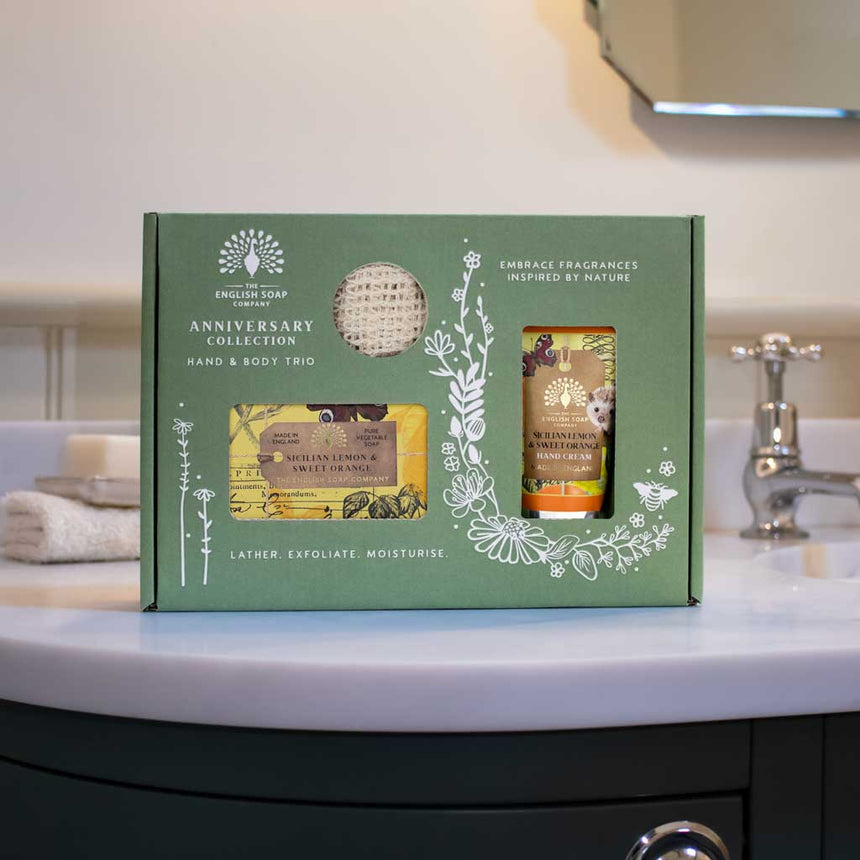 The English Soap Company Anniversary, Sicilian Lemon & Sweet Orange Soap & Hand Cream Gift Set
