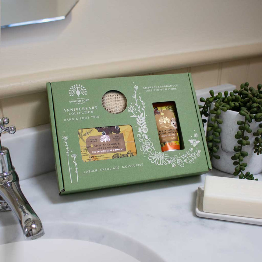 The English Soap Company Anniversary, Sicilian Lemon & Sweet Orange Soap & Hand Cream Gift Set