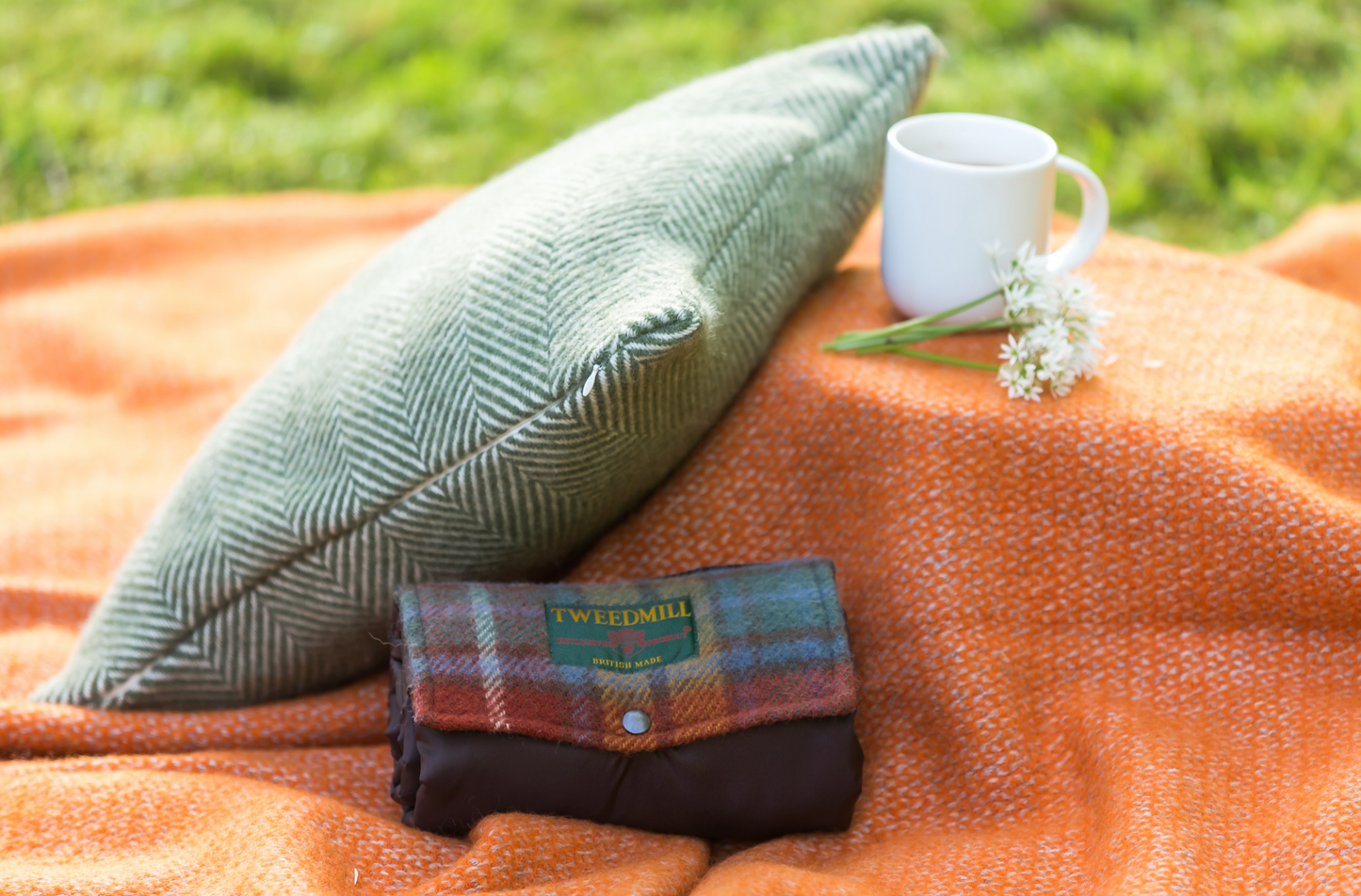 Tweedmill Illusion Pure New Wool Throw Blanket, Pumpkin