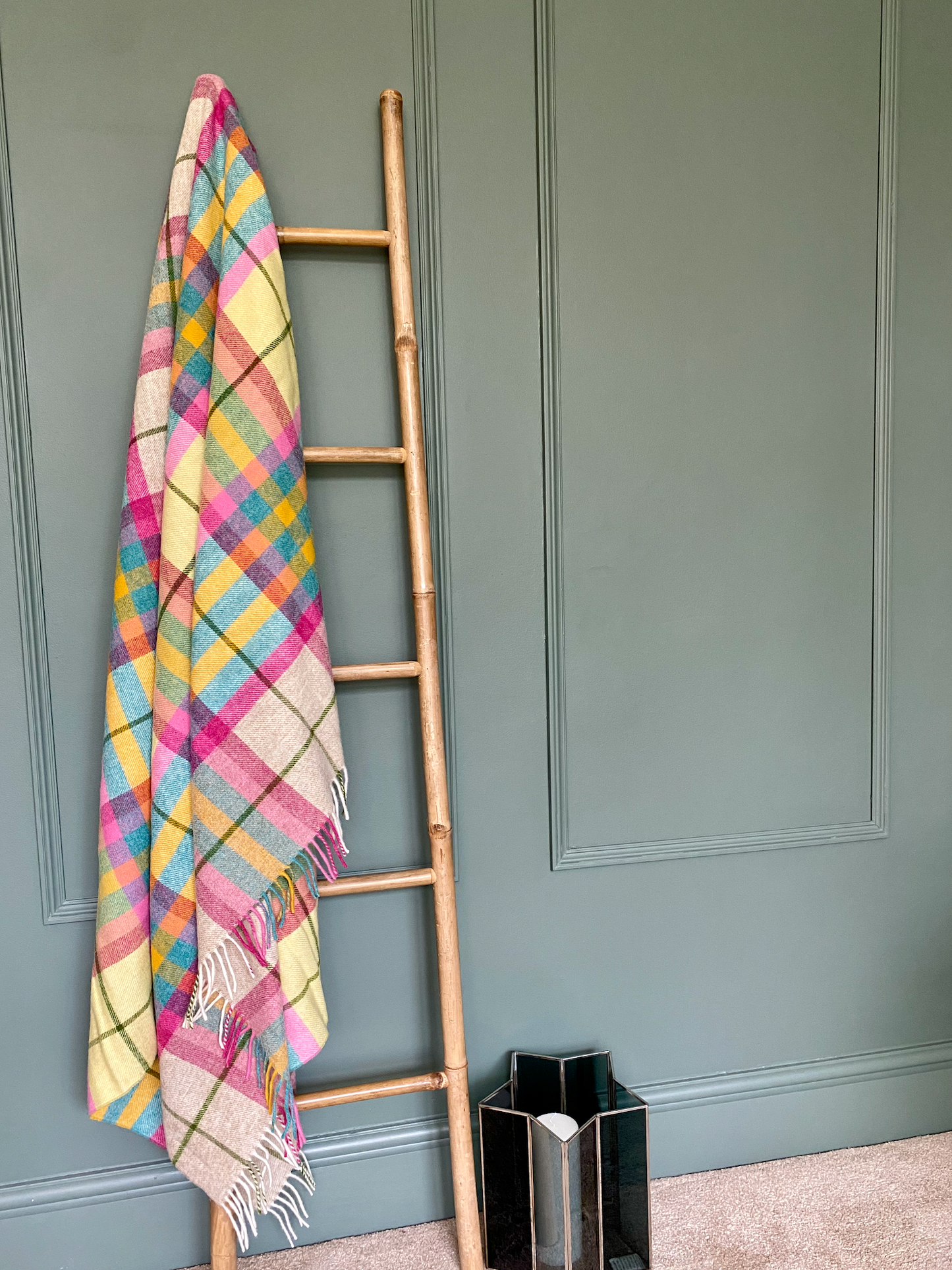 Bronte By Moon Falmouth Shetland Wool Throw Blanket,Ivory/ Pink