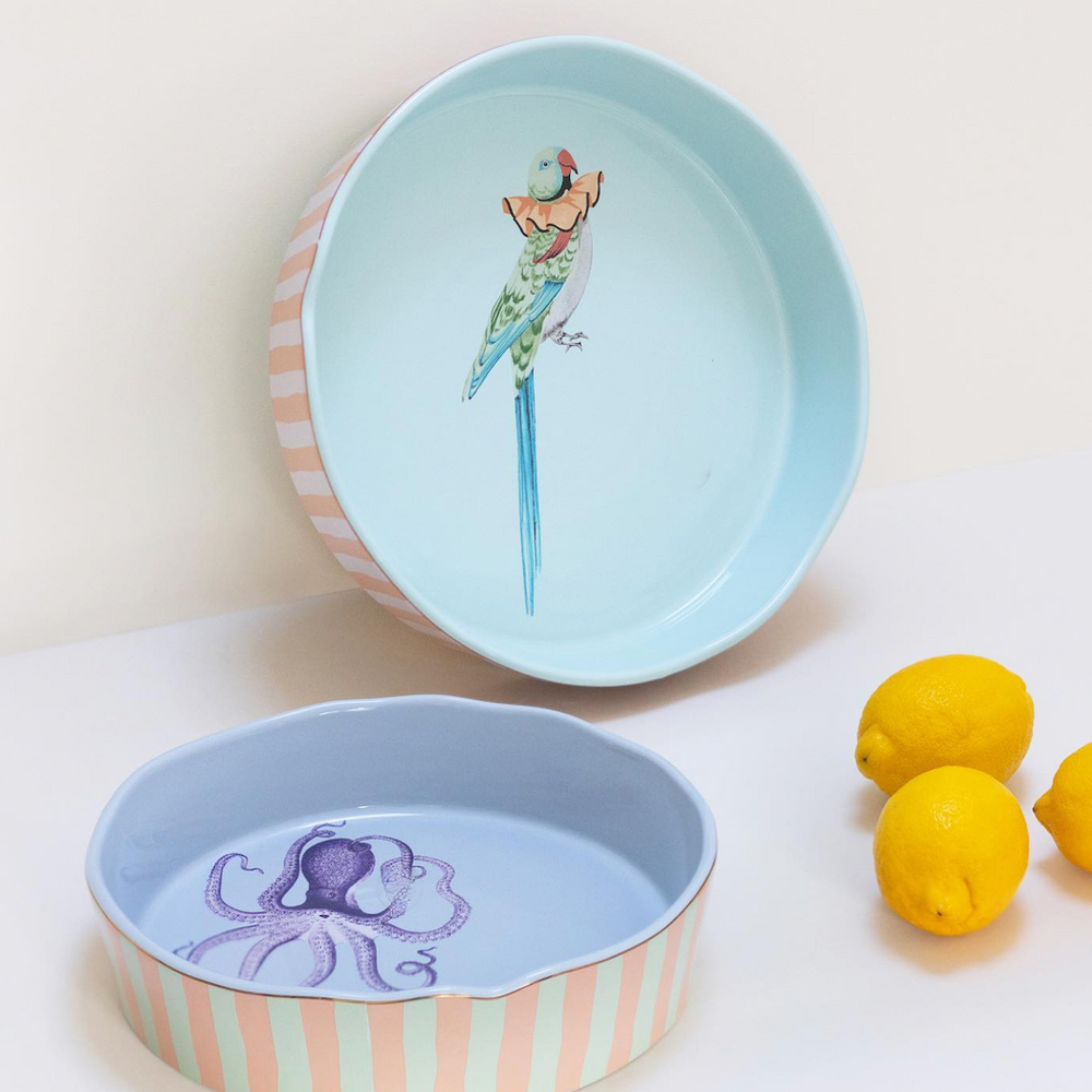Yvonne Ellen Round Baking Dish, Parakeet (Large)