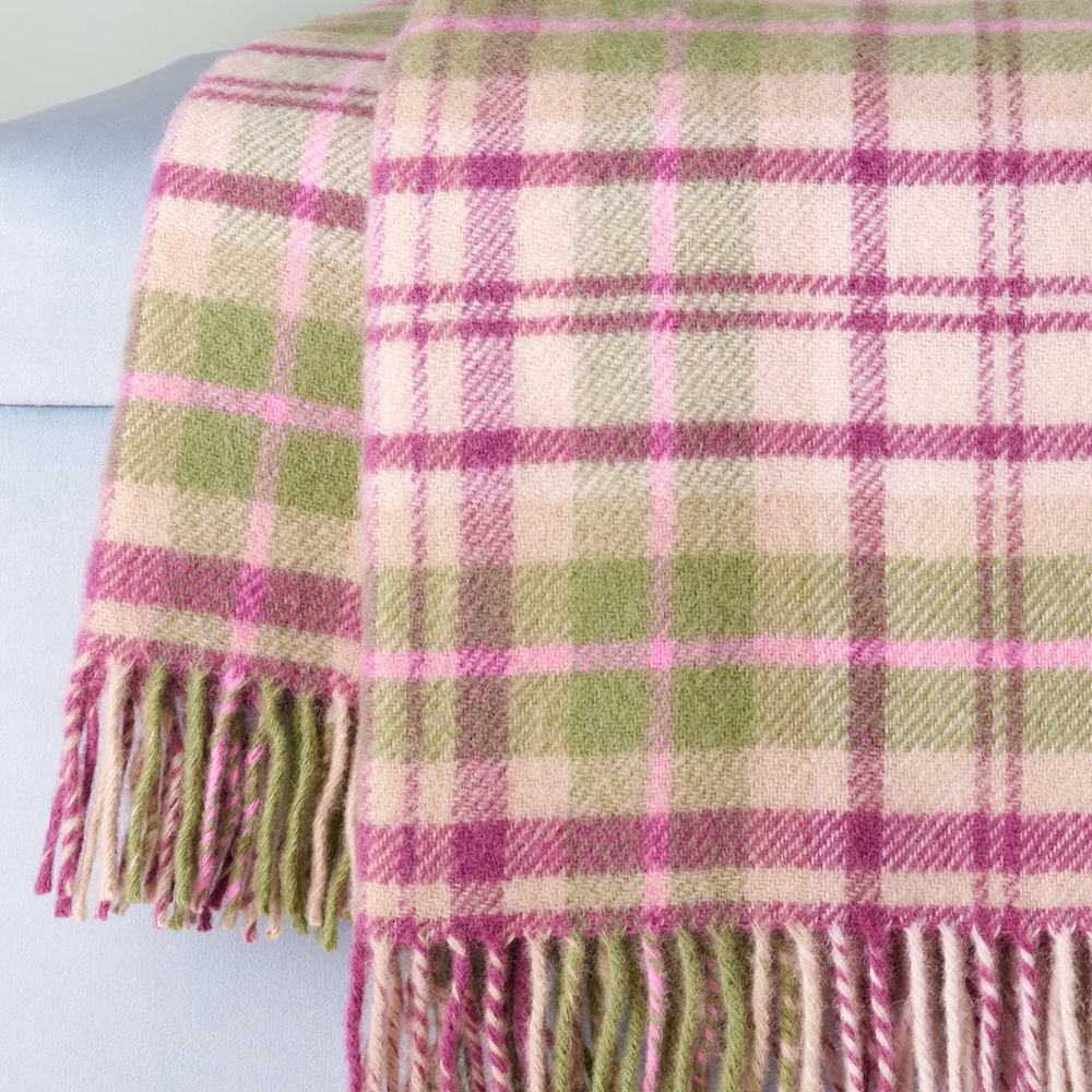 Tweedmill Cottage Check Pure New Wool Throw, Pink