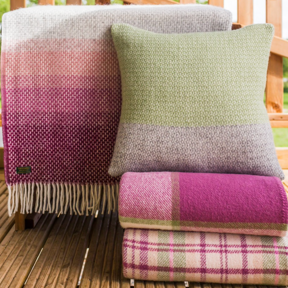 Tweedmill Cottage Check Pure New Wool Throw, Pink