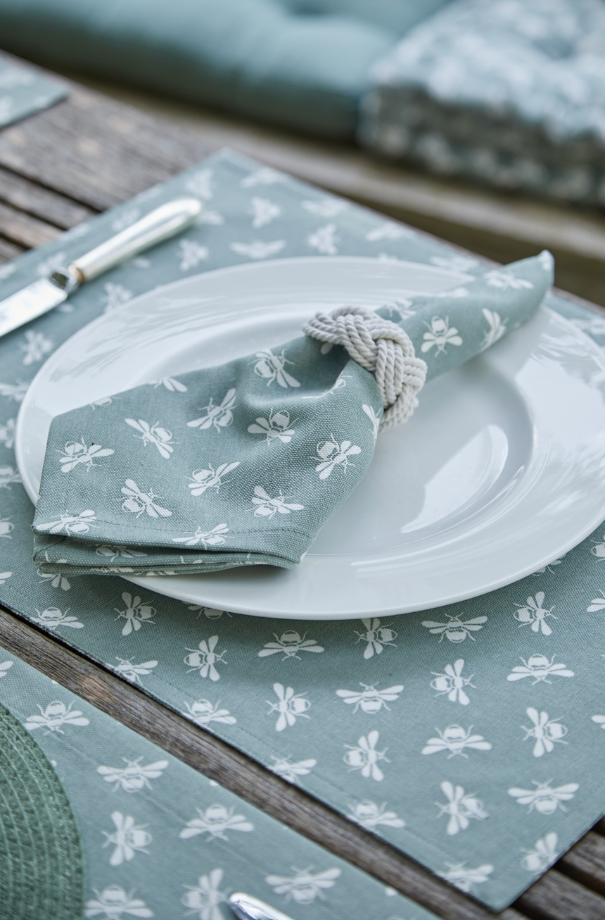 Walton & Co Bee Cotton Napkins, Moss (Set Of 4)