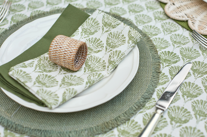 Walton & Co Carnation Tablecloth, Olive