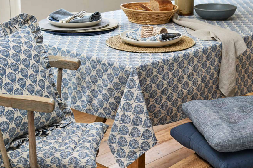 Walton & Co Carnation Tablecloth, Slate Blue