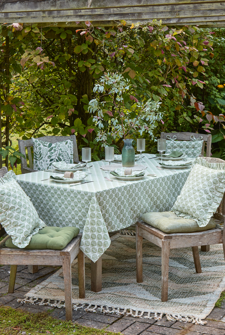 Walton & Co Carnation Tablecloth, Olive