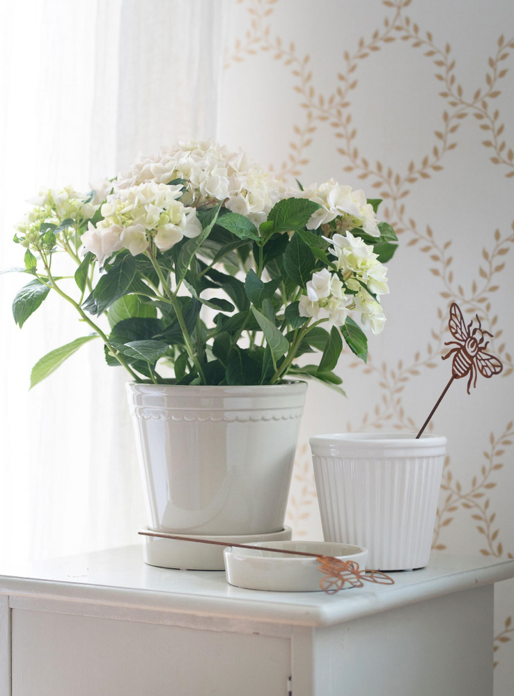 Wikholm Estrid Ceramic Plant Pot, White