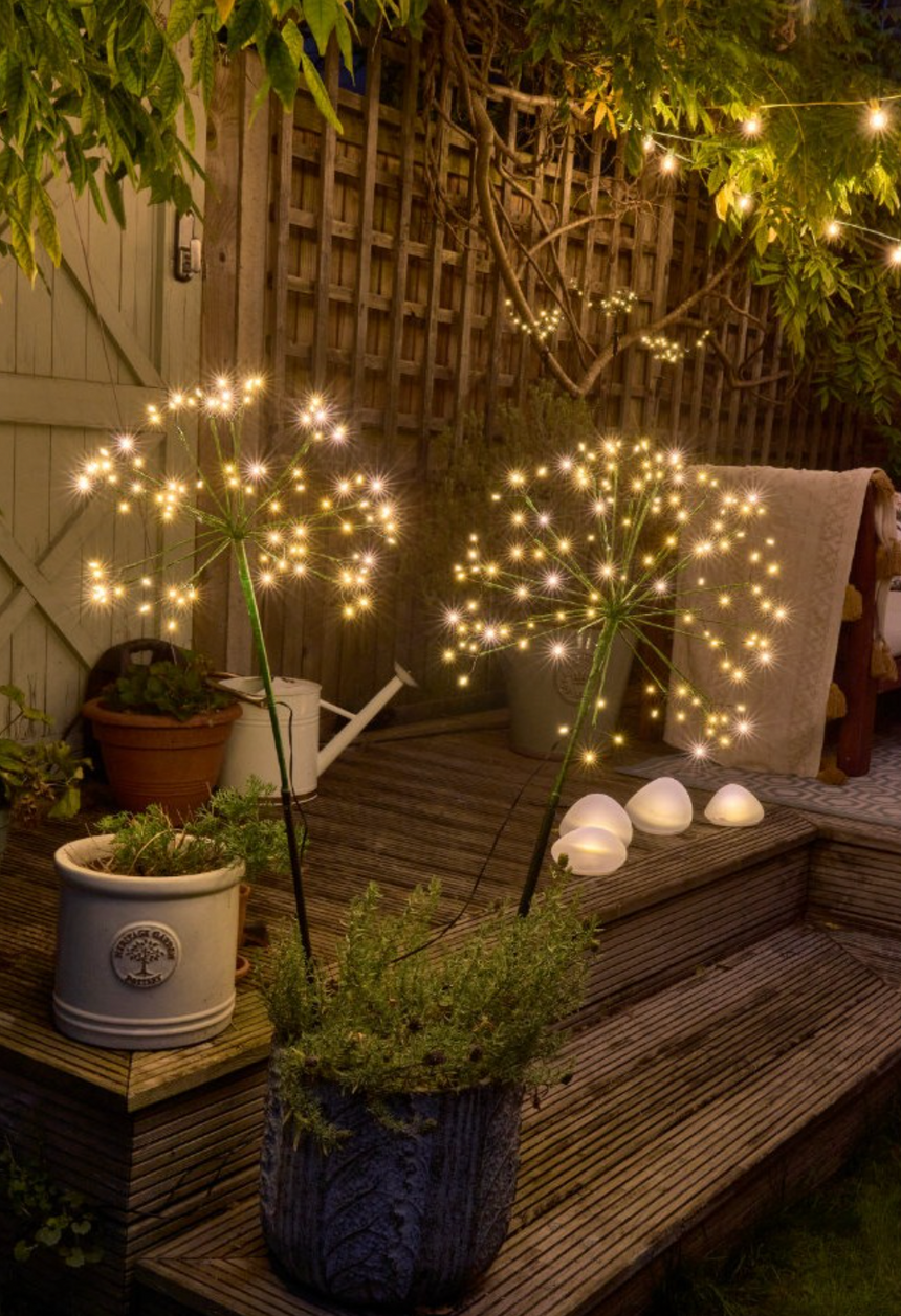 Solar Powered LED Dandelion Light, Green