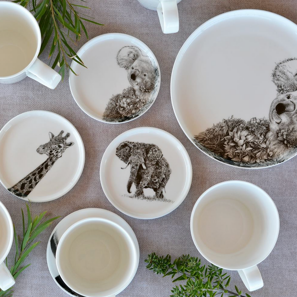 Maxwell & Williams Marini Ferlazzo Wildlife Side Plate, Giraffe
