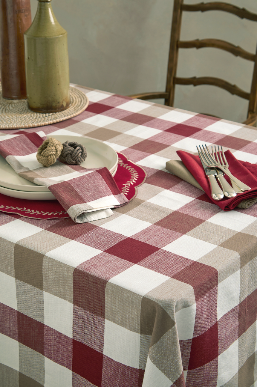 Walton & Co Scalloped Embroidered Leaf Placemat, Red