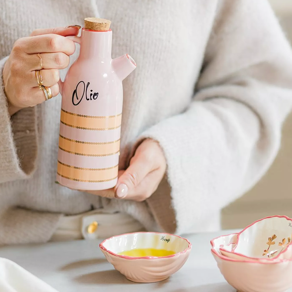 Yvonne Ellen Oil Ceramic Pourer