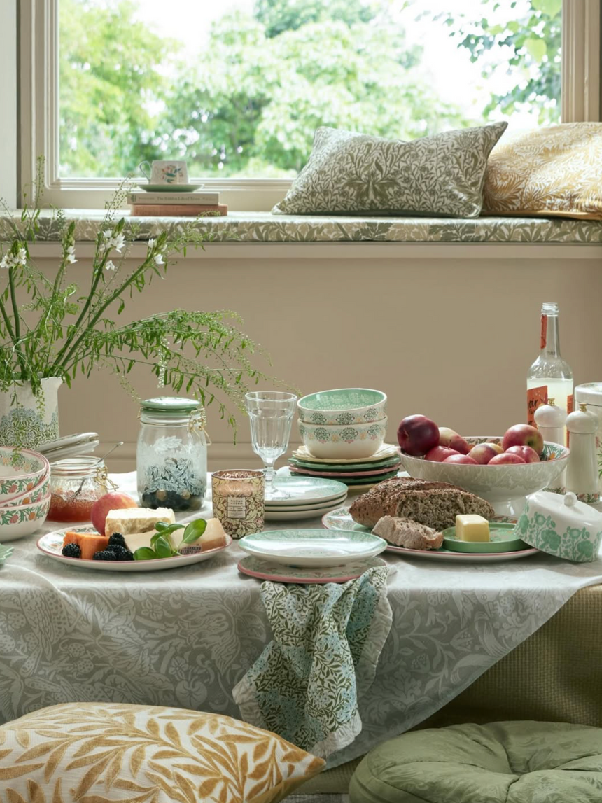 William Morris At Home Kitchen Garden Footed Serving Bowl