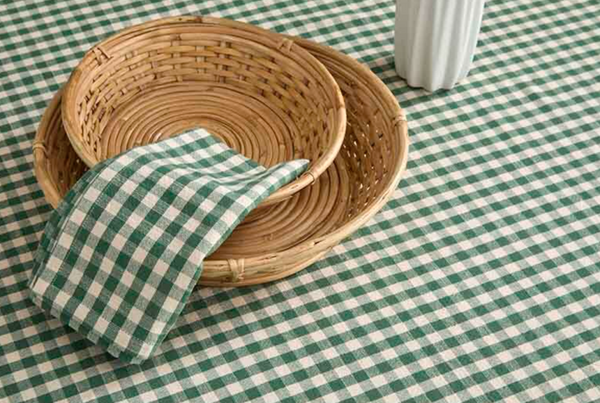 Walton & Co Gingham Cotton Tablecloth, Foliage Green