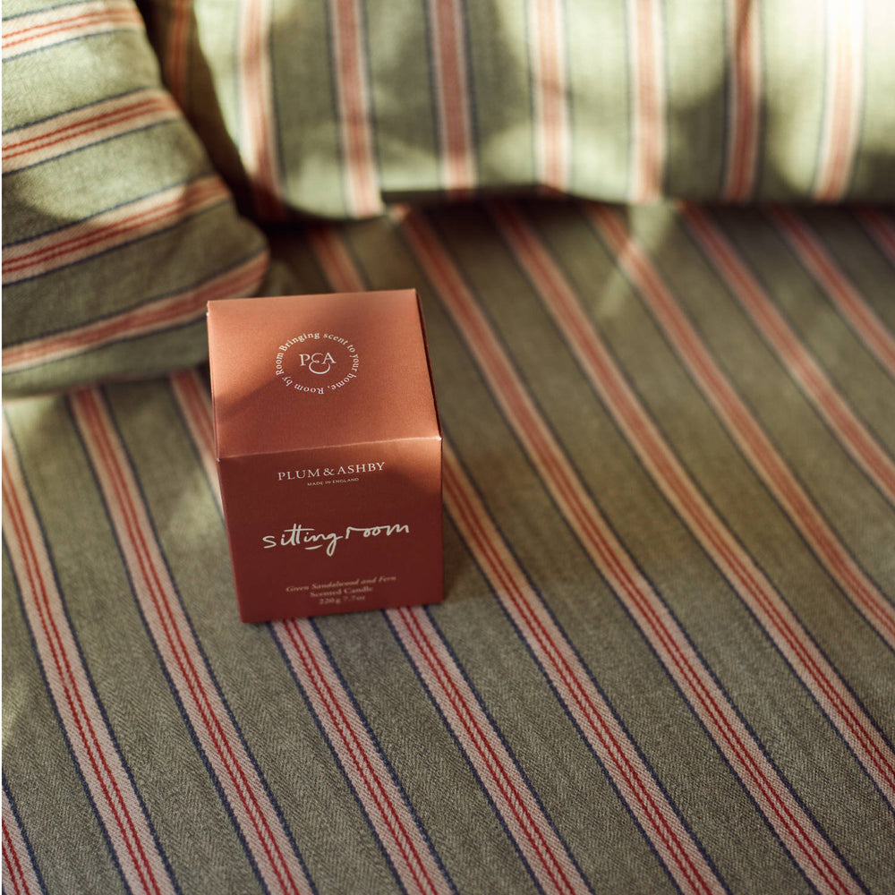 Plum & Ashby Scented Sitting Room  Candle, Green Sandalwood & Fern
