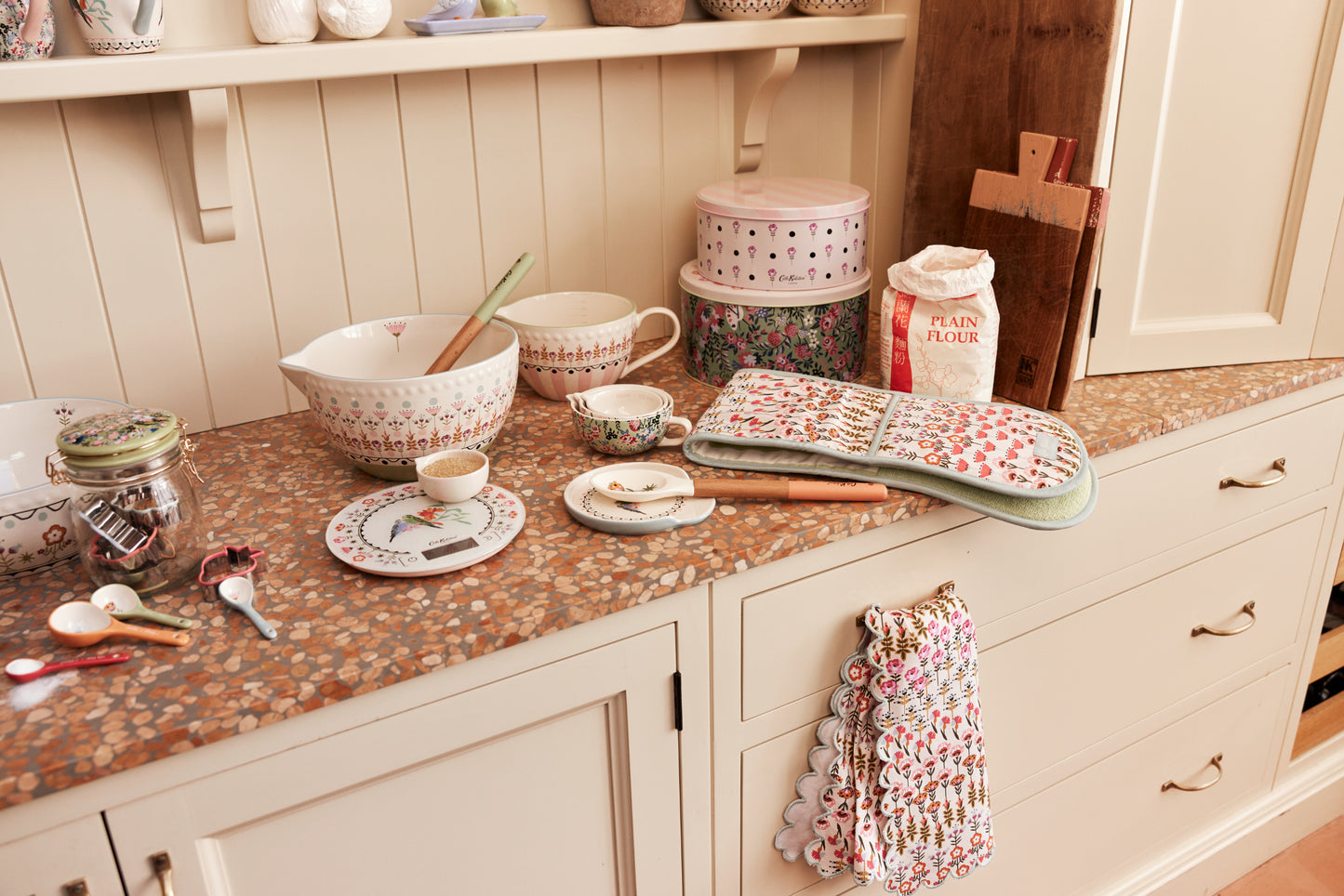 Cath Kidston Painted Table Ceramic Measuring Cups Set