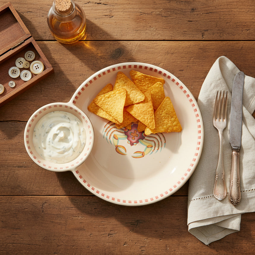 Chip & dip bowl with a crab design on a white background