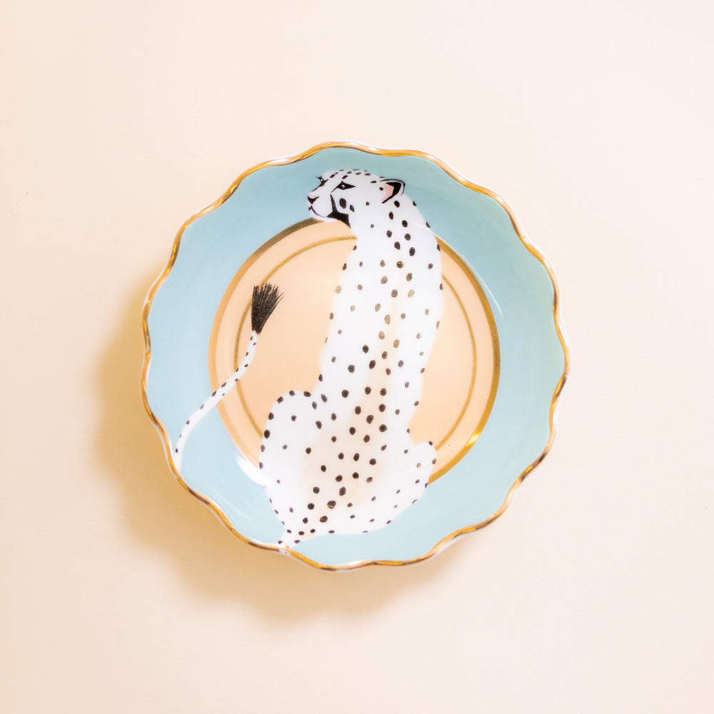 Yvonne Ellen Tea Tidy, Cheetah