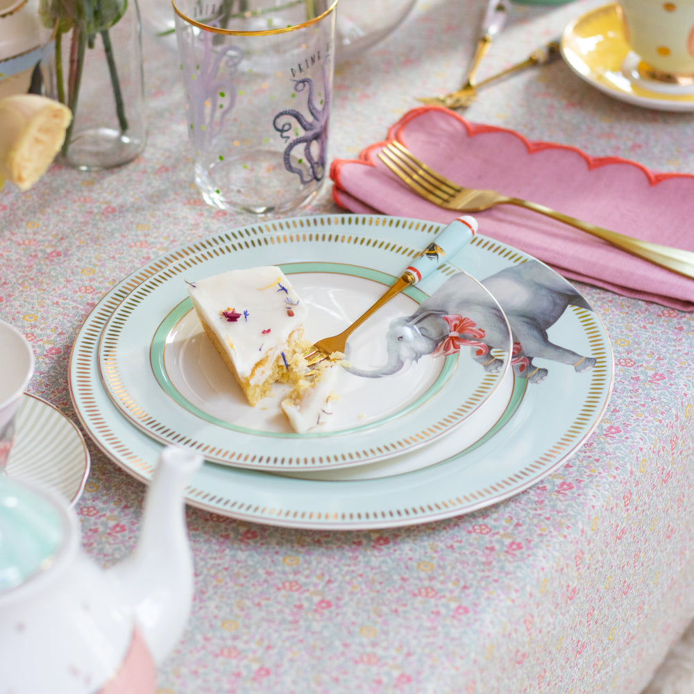 Yvonne Ellen Cake Fork Set, Bee