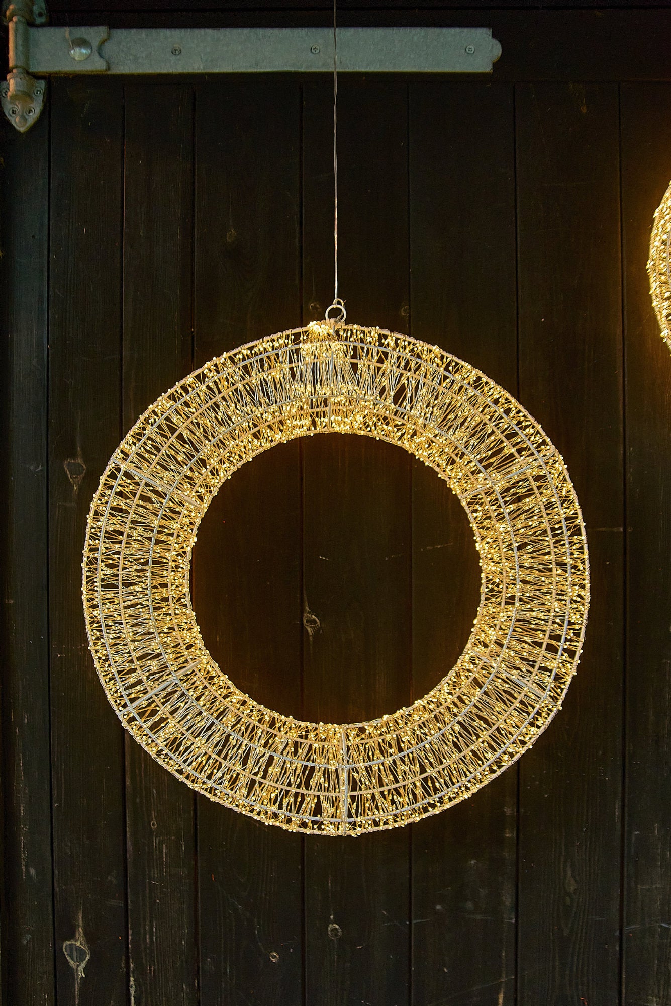 Galaxy LED Wreath, Silver