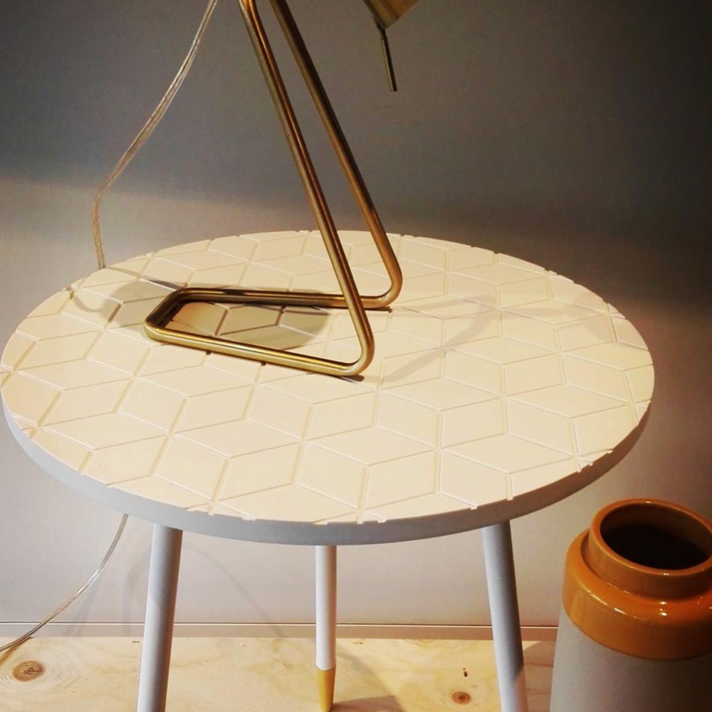 Leitmotiv Z Table Lamp, Gold