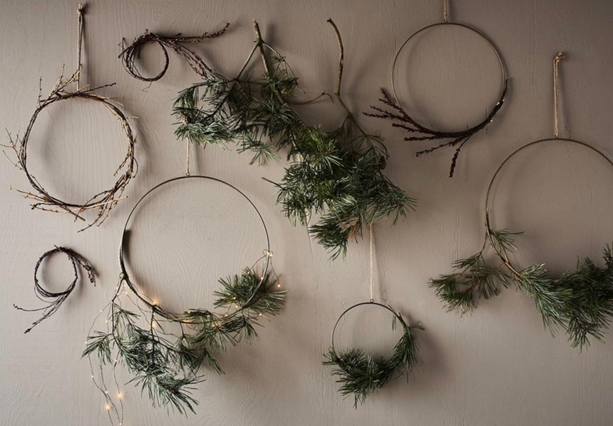 Wire Wreath Metal Frame