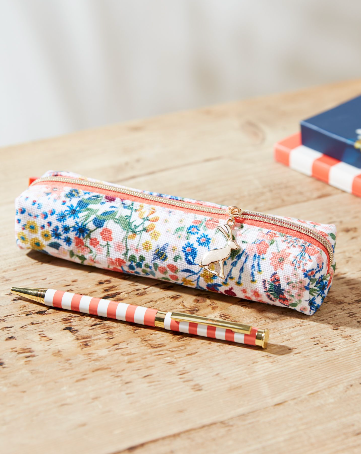 Joules Pen & Pouch Set