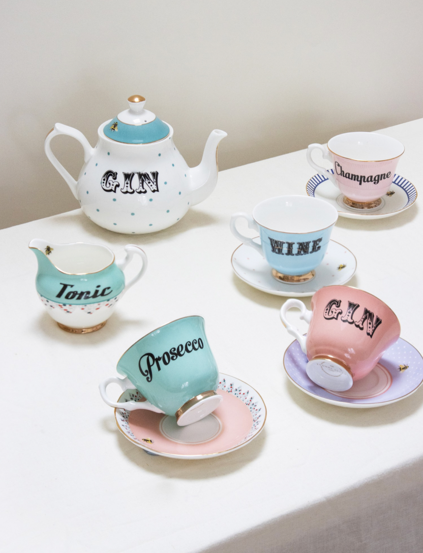 Yvonne Ellen Curvy Milk Jug