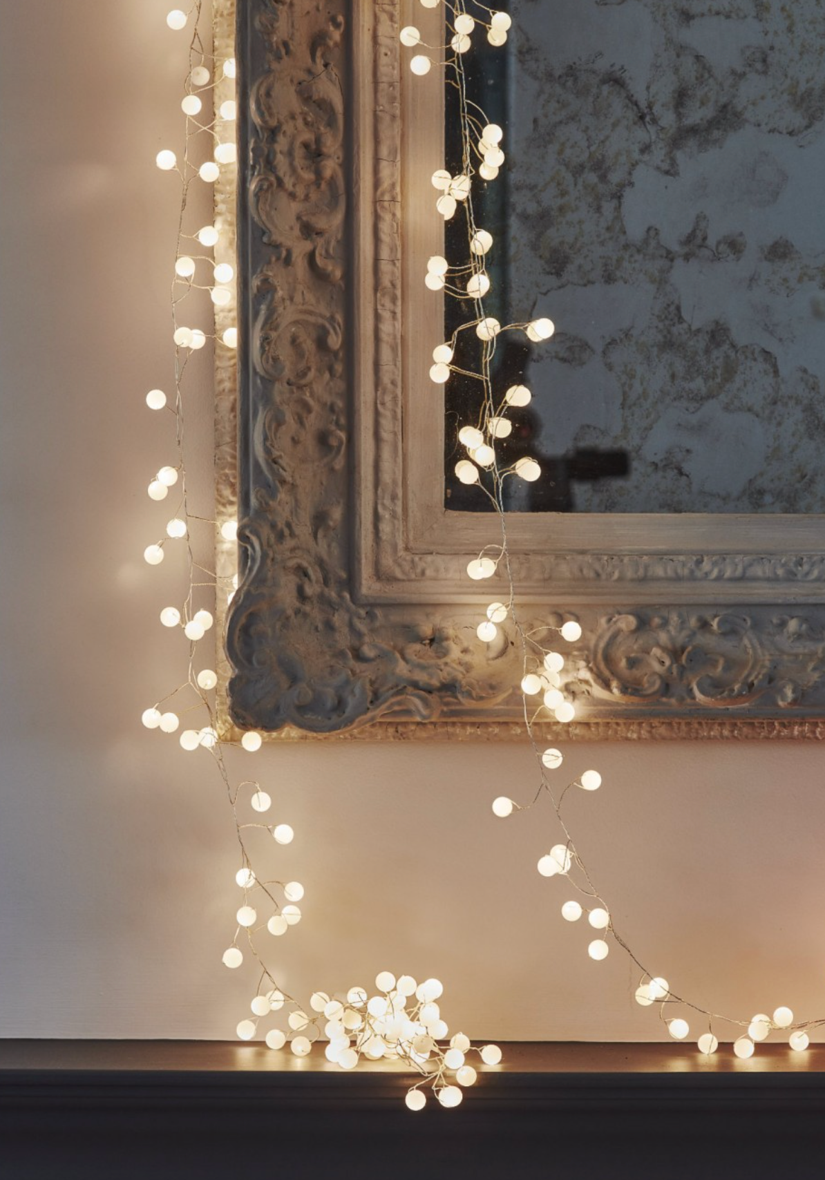 Snowberry LED Fairy Lights, White(Mains Powered)