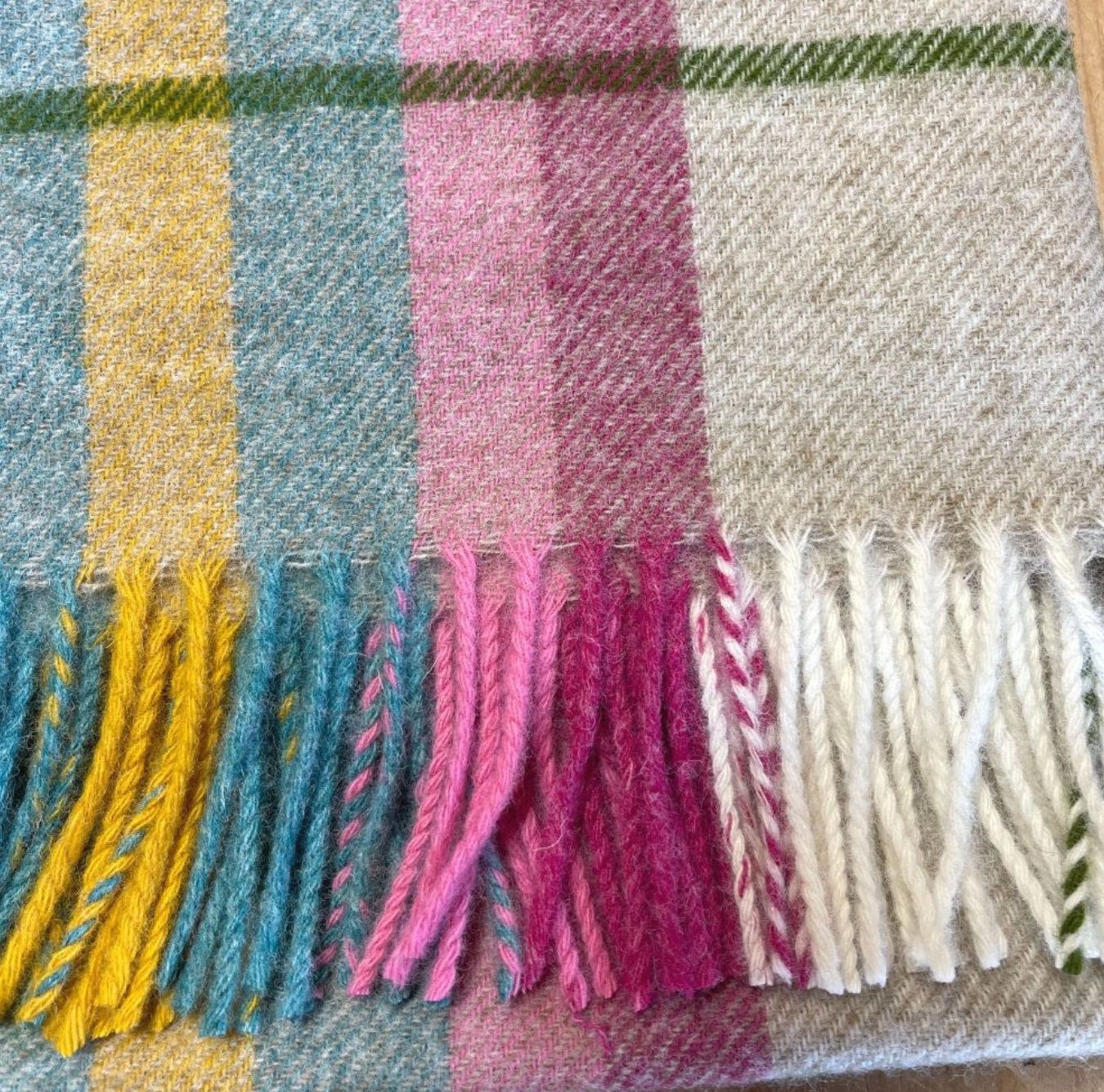 Bronte By Moon Falmouth Shetland Wool Throw Blanket,Ivory/ Pink