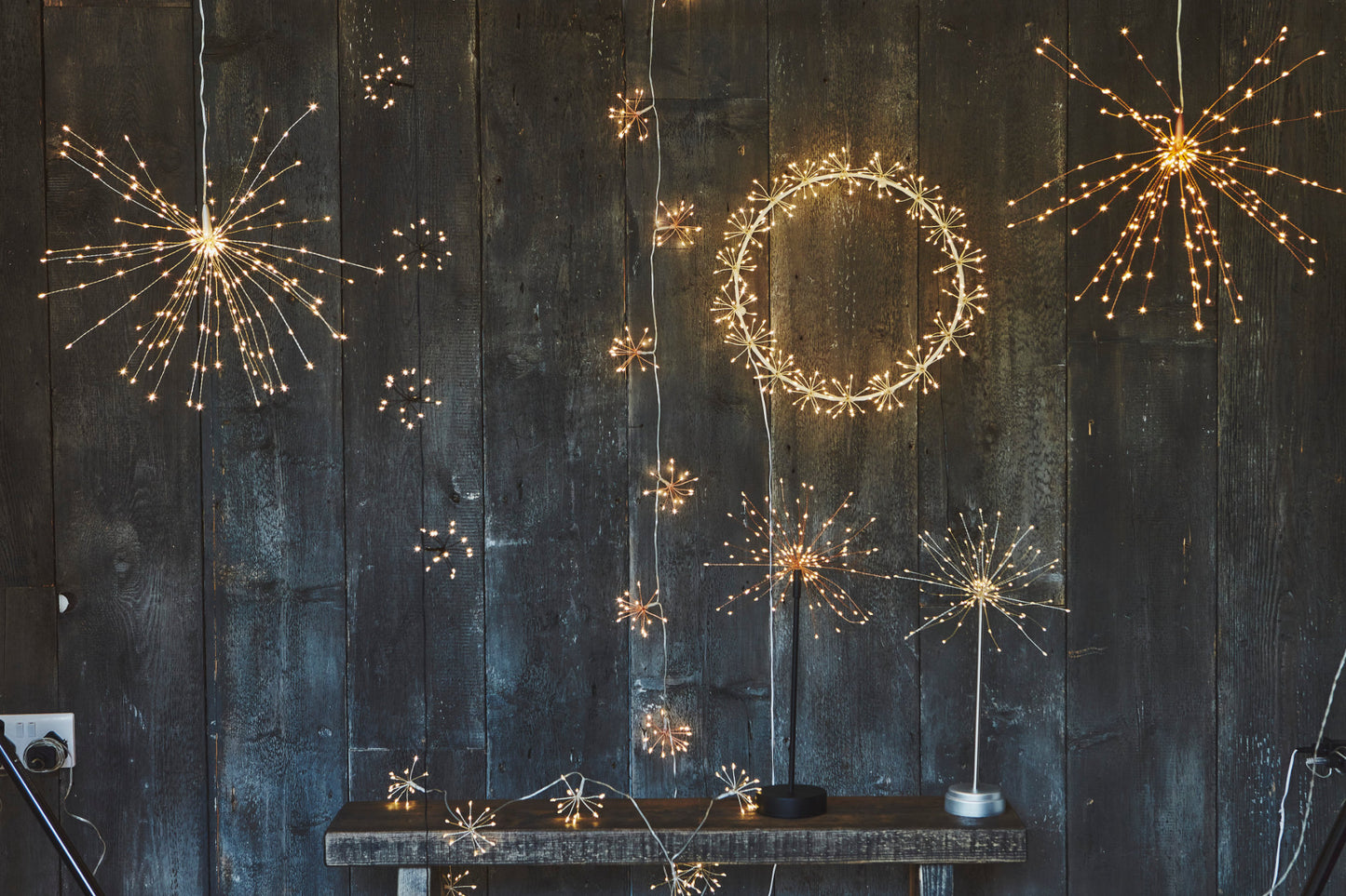 Starburst LED Wreath White