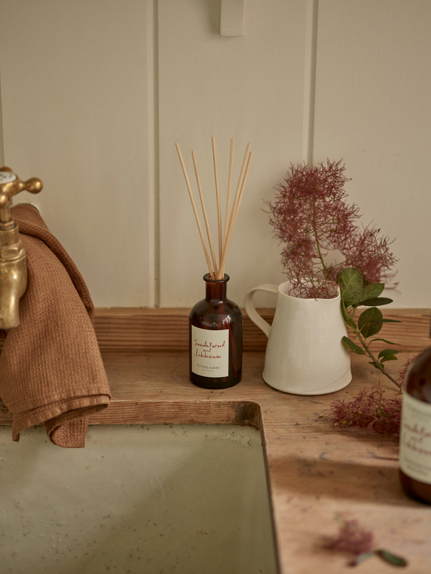 Plum & Ashby Reed Diffuser, Sandalwood & Labdanum
