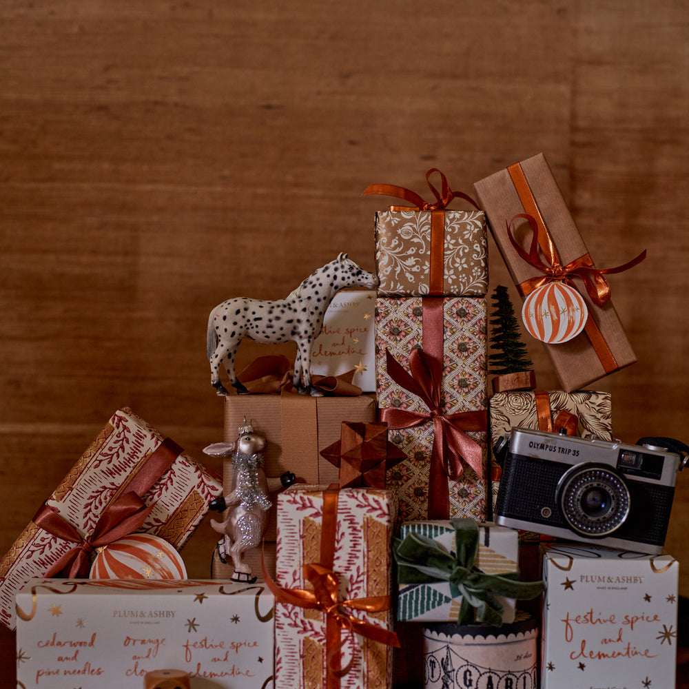 Plum & Ashby Fir Balsam & Winter Berries Scented Votive