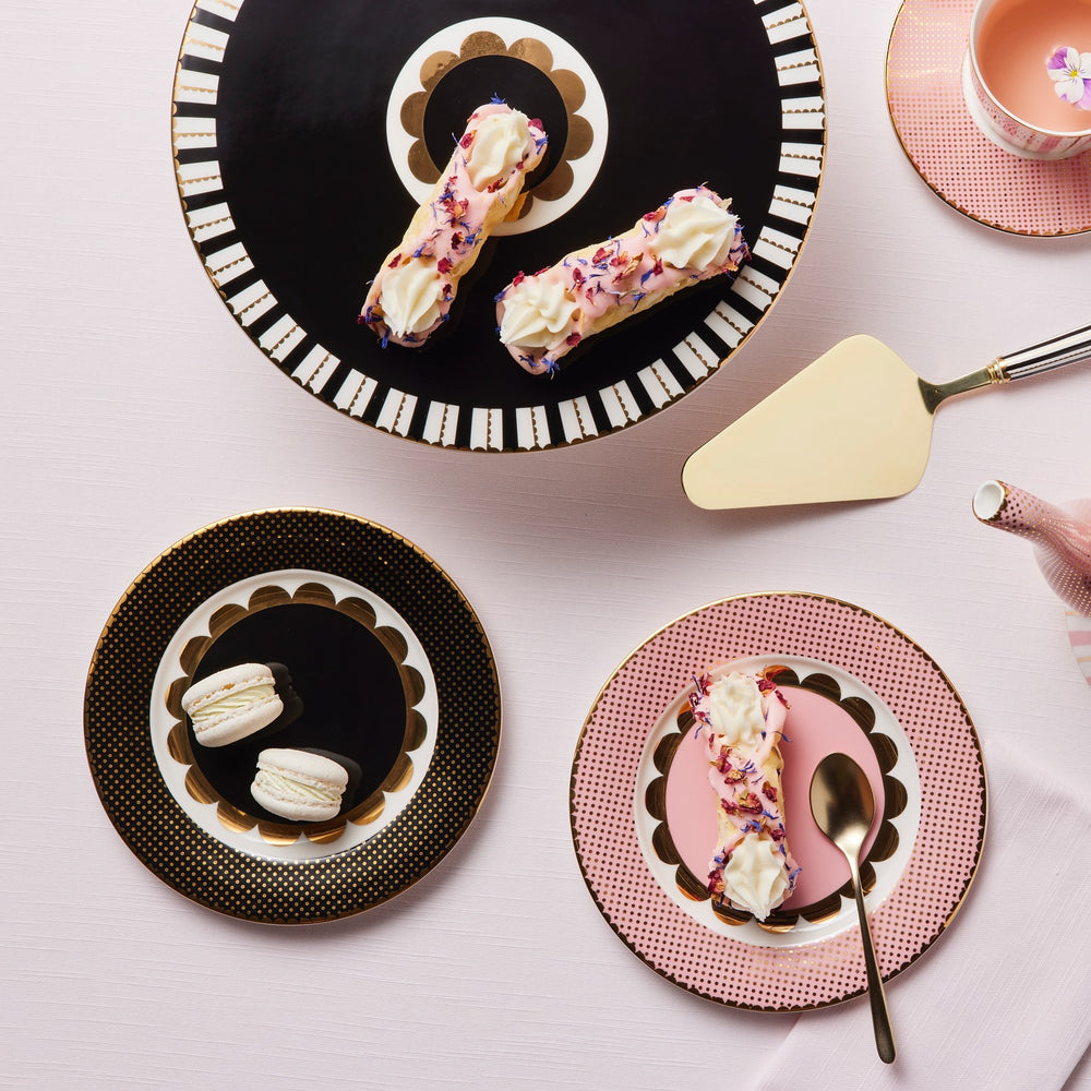 Maxwell & Williams Teas & C's Regency Tea Plate, Black