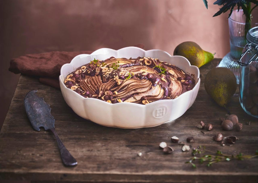 Emile Henry Madeleine Round Baking Dish, Clay