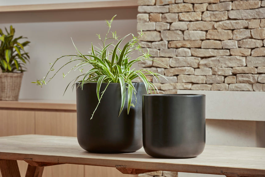 Capri Ceramic Plant Pot, Charcoal