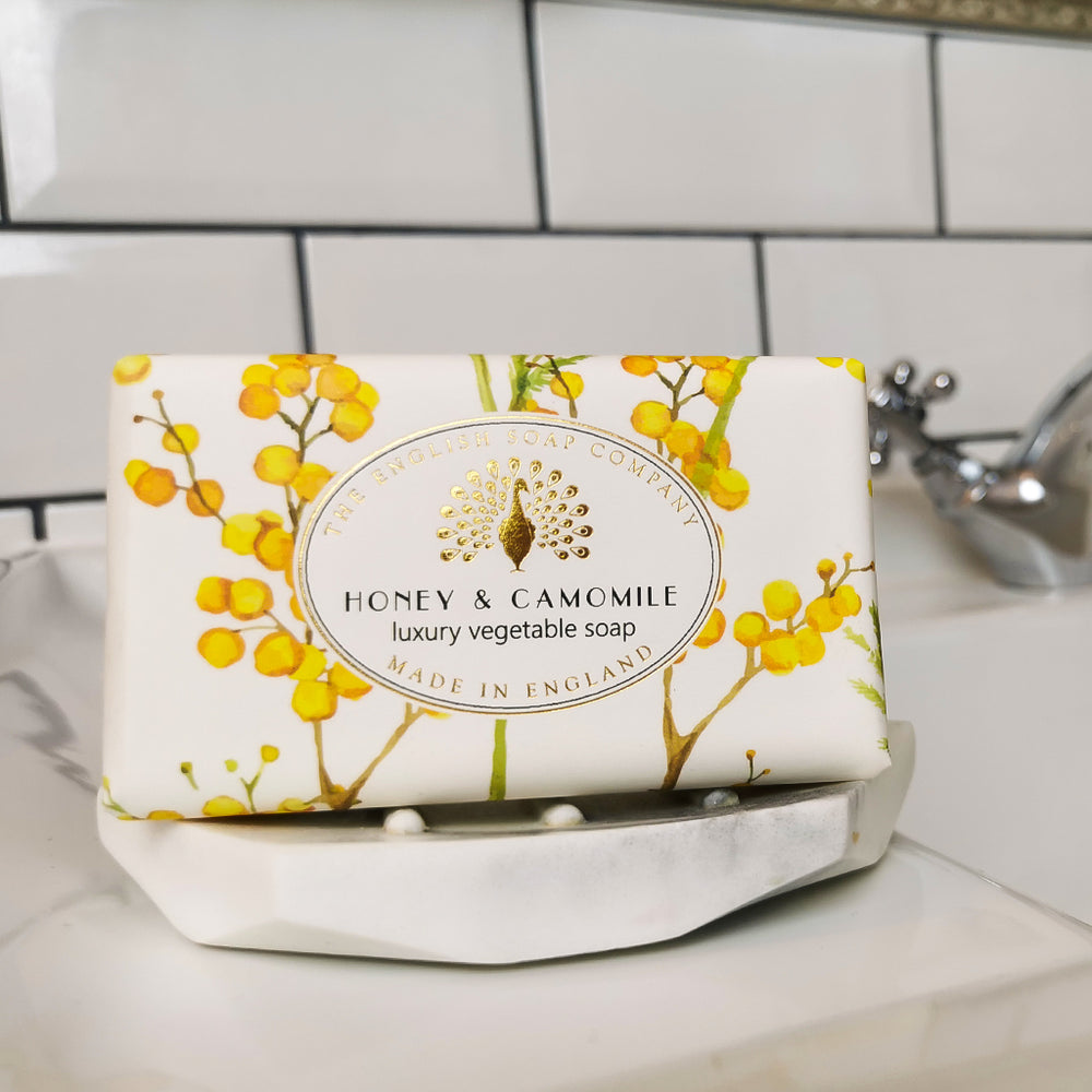 The English Soap Company Heritage Collection, Honey and Camomile Soap